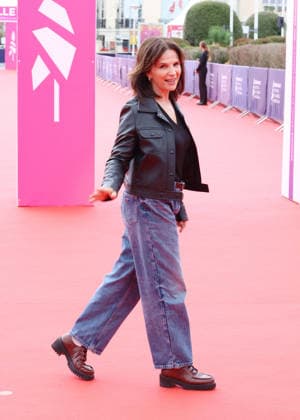 Juliette Binoche at the premiere of *Queen at Sea* (Competition) at the 52nd Deauville American Film Festival on September 5, 2026. Denis Guignebourg, Bestimage. Premiere of *Queen at Sea* (Competition) at the 52nd Deauville American Film Festival, September 5, 2026, Deauville, France  Copyright: xDenisxGuignebourgx xBestimagexDenisxGuignebourgx xBestimagex