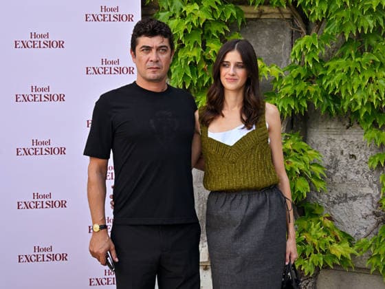 IPA88138384 - Venice, 83rd Venice International Film Festival 2026 - Day 4 - Arrivals at the Excelsior Hotel™s pier - Pictured: Riccardo Scamarcio, Benedetta Porcaroli  Copyright: xManuelexMangiarottix xPoolxPhotoxEventsx08x 88138384