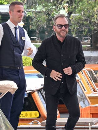IPA88140642 - Venice, 83rd Venice International Film Festival 2026 - Day 4 - Arrivals at the Excelsior Hotel™s pier - Pictured: Kiefer Sutherland  Copyright: xManuelexMangiarottix xPoolxPhotoxEventsx08x 88140642
