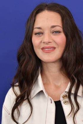 83rd Venice Film Festival Photocall with Marion Cotillard 83rd Venice Film Festival Venice International Film Festival Marion Cotillard attends the BIENNALE COLLEGE CINEMA 15th Edition photocall Photos by Thomas Bohlen Starface 459423 2026 09 05 Venice Italy  Copyright: xThomasxBohlenx STAR_459423_013