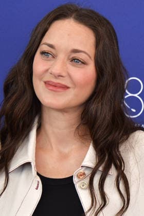 83rd Venice Film Festival Photocall with Marion Cotillard 83rd Venice Film Festival Venice International Film Festival Marion Cotillard attends the BIENNALE COLLEGE CINEMA 15th Edition photocall Photos by Thomas Bohlen Starface 459423 2026 09 05 Venice Italy  Copyright: xThomasxBohlenx STAR_459423_023
