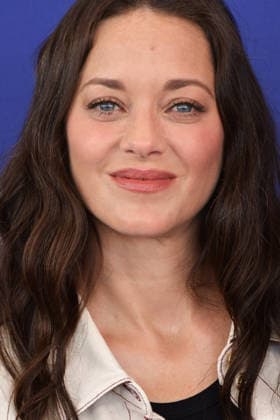 83rd Venice Film Festival Photocall with Marion Cotillard 83rd Venice Film Festival Venice International Film Festival Marion Cotillard attends the BIENNALE COLLEGE CINEMA 15th Edition photocall Photos by Thomas Bohlen Starface 459423 2026 09 05 Venice Italy  Copyright: xThomasxBohlenx STAR_459423_032