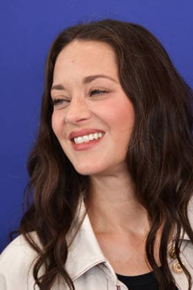 83rd Venice Film Festival Photocall with Marion Cotillard 83rd Venice Film Festival Venice International Film Festival Marion Cotillard attends the BIENNALE COLLEGE CINEMA 15th Edition photocall Photos by Thomas Bohlen Starface 459423 2026 09 05 Venice Italy  Copyright: xThomasxBohlenx STAR_459423_037