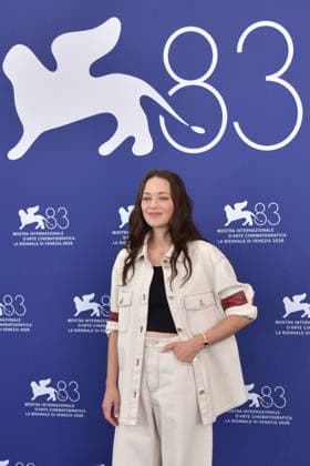 83rd Venice Film Festival Photocall with Marion Cotillard 83rd Venice Film Festival Venice International Film Festival Marion Cotillard attends the BIENNALE COLLEGE CINEMA 15th Edition photocall Photos by Thomas Bohlen Starface 459423 2026 09 05 Venice Italy  Copyright: xThomasxBohlenx STAR_459423_040