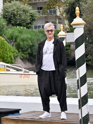 IPA88141219 - Venice, 83rd Venice International Film Festival 2026 - Day 4 - Arrivals at the Excelsior Hotel™s pier - Pictured: Wim Wenders  Copyright: xManuelexMangiarottix xPoolxPhotoxEventsx08x 88141219