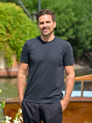 IPA88141424 - Venice, 83rd Venice International Film Festival 2026 - Day 4 - Arrivals at the Excelsior Hotel™s pier - Pictured: Andrea Pallaoro  Copyright: xManuelexMangiarottix xPoolxPhotoxEventsx08x 88141424