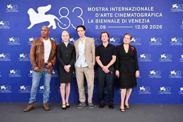 September 5, 2026, Venice, Rome, Italy: Bokeem Woodbine, Phoebe Bridgers, Robert Pattinson, Skyler Gisondo, and Merritt Wever during the photocall for the film Primetime, 83rd Venice International Film Festival, Venice, September 5, 2026 Venice Italy  - ZUMAa289 20260905_zia_a289_047 Copyright: xMariaxLauraxAntonellix xAgfx