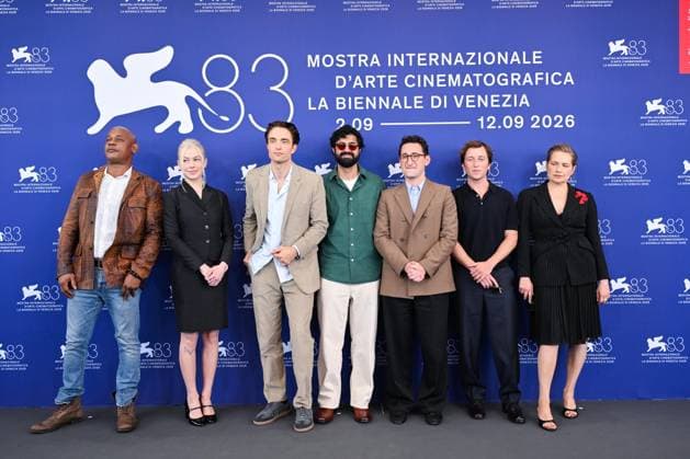 September 5, 2026, Venice, Rome, Italy: Bokeem Woodbine, Phoebe Bridgers, Robert Pattinson, Ajon Singh, Lance Oppenheim, Skyler Gisondo, and Merritt Wever during the photocall for the film Primetime, 83rd Venice International Film Festival, Venice, September 5, 2026 Venice Italy  - ZUMAa289 20260905_zia_a289_054 Copyright: xMariaxLauraxAntonellix xAgfx