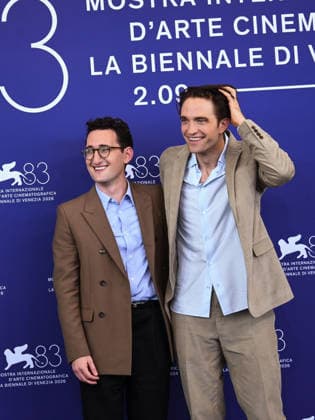 IPA88144343 - Venice, 83rd Venice International Film Festival 2026 Day 4 PRIMETIME photocall Pictured: Lance Oppenheim, Robert Pattinson  Copyright: xAlbertoxTerenghix xPoolxPhotoxEventsx08x 88144343