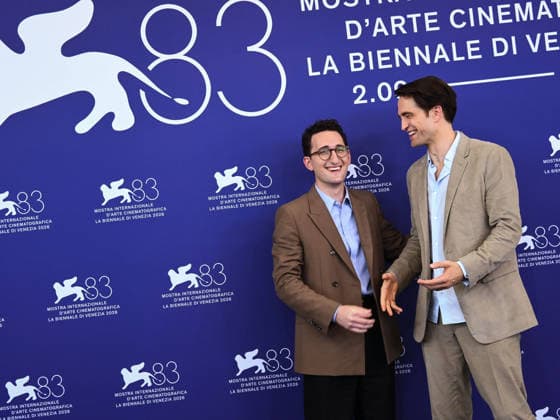 IPA88144341 - Venice, 83rd Venice International Film Festival 2026 - Day 4 - PRIMETIME photocall - Pictured: Lance Oppenheim, Robert Pattinson  Copyright: xAlbertoxTerenghix xPoolxPhotoxEventsx08x 88144341
