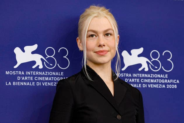 September 5, 2026, Venice, ITALY: US singer and actor Phoebe Bridgers poses for the photocall of ™Primetime at the 83rd annual Venice International Film Festival, in Venice, Italy, 05 September 2026. The movie is presented in the official competition Venezia83 at the festival running from 02 to 12 September 2026. ANSA FABIO FRUSTACI. Venice ITALY  - ZUMAa110 20260905_zaf_a110_043 Copyright: xFabioxFrustacix