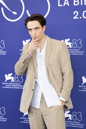 Primetime Photocall - The 83rd Venice International Film Festival VENICE, ITALY - SEPTEMBER 05: Robert Pattinson attends the Primetime Photocall during the 83rd Venice International Film Festival at Palazzo del Casino on September 05, 2026 in Venice, Italy. Primo Barol Anadolu Venice Italy. Editorial use only. Please get in touch for any other usage.  Copyright: x2026xAnadoluxPrimoxBarolx
