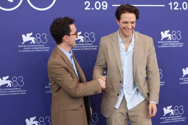 Lance Oppenheim and Robert Pattinson at the photocall for the movie *Primetime* at the 2026 Venice Biennale—the 83rd Venice International Film Festival—at the Palazzo del Casino in Venice, September 5, 2026 Foto:xD.xBedrosianx xFuturexImagex primetime_6984