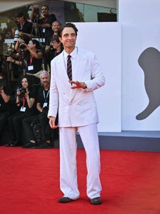IPA88150230 - Venice, 83rd Venice International Film Festival 2026 - Night 4 - Primetime Red Carpet - Pictured: Robert Pattinson  Copyright: xManuelexMangiarottix xPoolxPhotoxEventsx08x 88150230