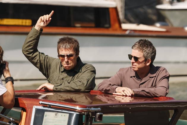 IPA88150627 - Venice: The cast arrives at the photocall for the press conference for the film Oasis: Don t Look Back in Anger during the 83rd Venice International Film Festival at the Palazzo del CasinÃ². Pictured: Liam Gallagher and Noel Gallagher  Copyright: xAlessandroxBremecx xx 88150627