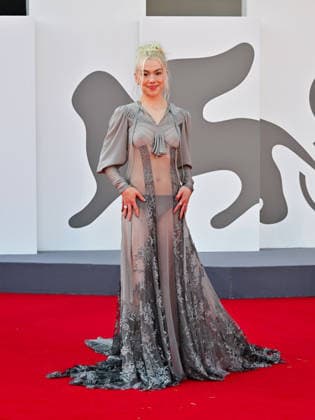 IPA88150188 - Venice, 83rd Venice International Film Festival 2026 - Night 4. Red carpet for the film Primetime. Pictured: Phoebe Bridgers  Copyright: xManuelexMangiarottix xPoolxPhotoxEventsx08x 88150188