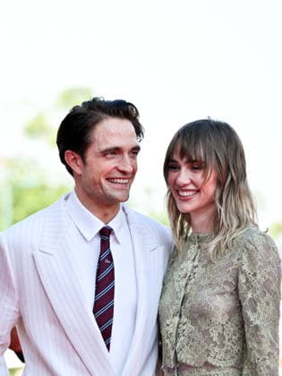 IPA88152148 - Venice, 83rd Venice International Film Festival 2026 - Night 4. Red carpet for the film Primetime. Pictured: Robert Pattinson, Suki Waterhouse  Copyright: xSimonexComix xPoolxPhotoxEventsx08x 88152148