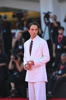 Robert Pattinson at the premiere of *Primetime* during the 83rd Venice International Film Festival (Mostra) in Venice, Italy, on September 5, 2026. Pierre Perusseau, Bestimage. Robert Pattinson waits for the *Primetime* screening during the 83rd Venice International Film Festival at the Sala Grande on September 5, 2026, in Venice, Italy. Venice, Italy  Copyright: xPierrexPerusseaux xBestimagexPierrexPerusseaux xBestimagex
