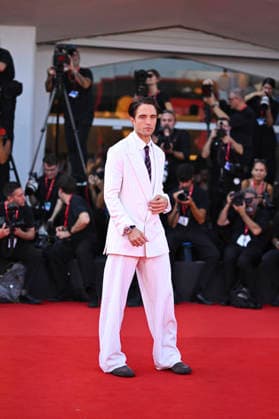 Robert Pattinson at the premiere of *Primetime* during the 83rd Venice International Film Festival (Mostra) in Venice, Italy, on September 5, 2026. Pierre Perusseau, Bestimage. Robert Pattinson waits for the *Primetime* screening during the 83rd Venice International Film Festival at the Sala Grande on September 5, 2026, in Venice, Italy. Venice, Italy  Copyright: xPierrexPerusseaux xBestimagexPierrexPerusseaux xBestimagex