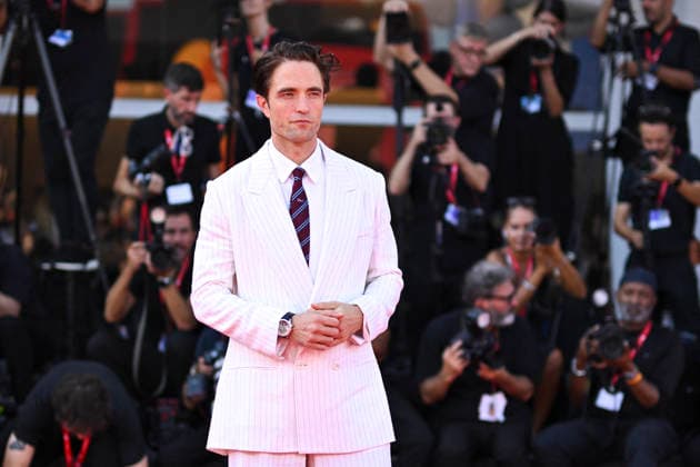Robert Pattinson at the premiere of *Primetime* during the 83rd Venice International Film Festival (Mostra) in Venice, Italy, on September 5, 2026. Pierre Perusseau, Bestimage. Robert Pattinson waits for the *Primetime* screening during the 83rd Venice International Film Festival at the Sala Grande on September 5, 2026, in Venice, Italy. Venice, Italy  Copyright: xPierrexPerusseaux xBestimagexPierrexPerusseaux xBestimagex