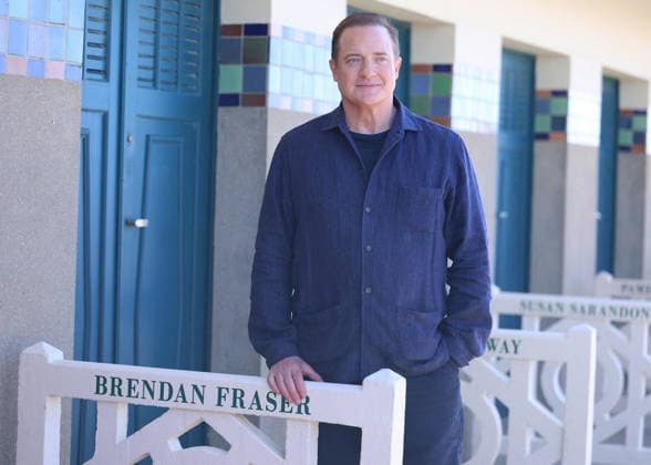 Brendan Fraser inaugurated his beach cabin on the Deauville boardwalk during the 52nd American Film Festival on September 5, 2026, in the presence of the city’s mayor, P. Augier, Denis Guignebourg, Bestimage. Brendan Fraser inaugurates his beach cabin on the Deauville boardwalk during the 52nd American Film Festival on September 5, 2026, in the presence of the city’s mayor, P. Augier, Deauville, France  Copyright: xDenisxGuignebourgx xBestimagexDenisxGuignebourgx xBestimagex