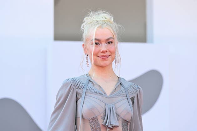 September 5, 2026, Venice, Rome, Italy: Phoebe Bridgers on the red carpet for the film Primetime, 83rd Venice International Film Festival, Venice, September 5, 2026 Venice Italy  - ZUMAa289 20260905_zia_a289_348 Copyright: xMlax xAgfx