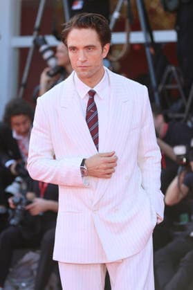 Robert Pattinson at the premiere of the film *Primetime* at the 2023 Venice Biennale—the 83rd Venice International Film Festival—at the Palazzo del Cinema in Venice, September 5, 2026 Foto:xD.xBedrosianx xFuturexImagex priemtime_prem_6965