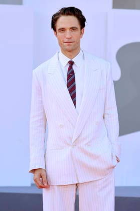 Robert Pattinson at the premiere of the film *Primetime* at the 2023 Venice Biennale—the 83rd Venice International Film Festival—at the Palazzo del Cinema in Venice, September 5, 2026 Foto:xD.xBedrosianx xFuturexImagex priemtime_prem_6970