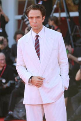Robert Pattinson at the premiere of the film *Primetime* at the 2023 Venice Biennale—the 83rd Venice International Film Festival—at the Palazzo del Cinema in Venice, September 5, 2026 Foto:xD.xBedrosianx xFuturexImagex priemtime_prem_6964
