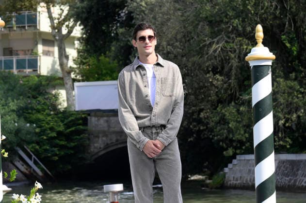 Nicola Del Freo arriving at the pier of the Hotel Excelsior at the 2026 Venice Biennale 83rd Venice International Film Festival Venice, September 5, 2026 Foto:xA.xM.xTinghinox xFuturexImagex toppi_6921