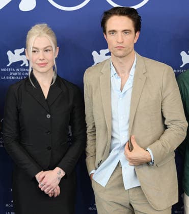 Cast at Primetime Photocall during the 83rd Venice International Film Festival at Palazzo del Casino Featuring: Phoebe Bridges and Robert Pattinson Where: Venice, Italy When: 05 Sep 2026 Credit: Cover Images EDITORIAL USE ONLY. NOT FOR USE BY NEWSPAPERS BASED IN THE UK. Copyright: xx coverimg55983138