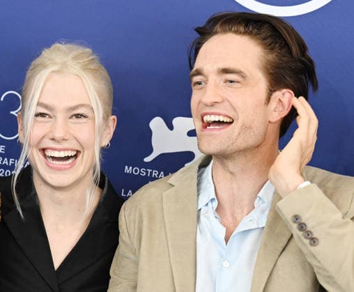 Cast at Primetime Photocall during the 83rd Venice International Film Festival at Palazzo del Casino Featuring: Phoebe Bridges and Robert Pattinson Where: Venice, Italy When: 05 Sep 2026 Credit: Cover Images EDITORIAL USE ONLY. NOT FOR USE BY NEWSPAPERS BASED IN THE UK. Copyright: xx coverimg55983141