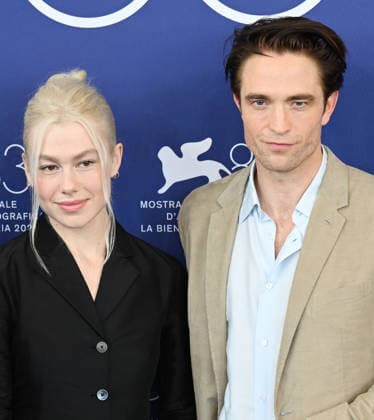 Cast at Primetime Photocall during the 83rd Venice International Film Festival at Palazzo del Casino Featuring: Phoebe Bridges and Robert Pattinson Where: Venice, Italy When: 05 Sep 2026 Credit: Cover Images EDITORIAL USE ONLY. NOT FOR USE BY NEWSPAPERS BASED IN THE UK. Copyright: xx coverimg55983144