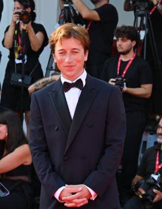 Red Carpet for the film Primetime at the 2026 Venice Film Festival Red Carpet for the film Primetime at the 2026 Venice Film Festival. 05 Sep 2026 Pictured: Skyler Gisondo.  Copyright: xThexMegaxAgencyxMEGAx