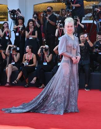 Red Carpet for the film Primetime at the 2026 Venice Film Festival Red Carpet for the film Primetime at the 2026 Venice Film Festival. 05 Sep 2026 Pictured: Phoebe Bridgers.  Copyright: xThexMegaxAgencyxMEGAx