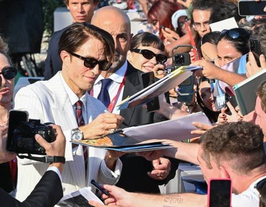 Red Carpet for the film Primetime at the 2026 Venice Film Festival Red Carpet for the film Primetime at the 2026 Venice Film Festival. 05 Sep 2026 Pictured: Robert Pattinson.  Copyright: xThexMegaxAgencyxMEGAx