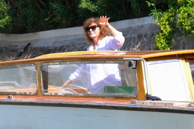 Susan Sarandon leaving the pier at the Hotel Excelsior during the 2026 Venice Biennale, 83rd Venice International Film Festival, Venice, September 5, 2026 Foto:xA.xM.xTinghinox xFuturexImagex sarandon_6911