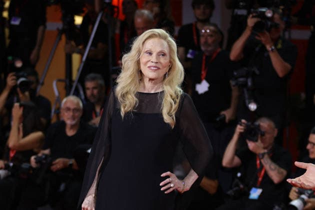 Venice 2026 Faye Dunaway NB Faye Dunaway attending the Kinéo Award Red carpet as part of the 83th Venice International Film Festival at the Lido in Venice, Italy on September 05, 2026. Photo by Nasser Berzane ABACAPRESS.COM Venice Italy  Copyright: xBerzanexNasser ABACAx