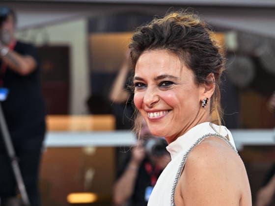 IPA88156415 - Venice, 83rd Venice International Film Festival 2026 - Night 4 - Red Carpet for the film SuccederÃ Questa Notte - Pictured: Jasmine Trinca  Copyright: xManuelexMangiarottix xPoolxPhotoxEventsx08x 88156415