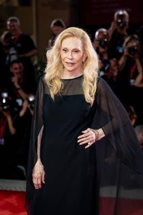 Oasis: Don t Look Back in Anger red carpet during the 83rd Venice International Film Festival in Venice, Italy on 05 September 2026. Faye Dunaway attends the Oasis: Don t Look Back in Anger red carpet during the 83rd Venice International Film Festival in Venice, Italy on 05 September 2026., Credit:Stefano Costantino TTL Stefano Costantino Avalon Italy, Venice  Copyright: xStefanoxCostantinoxTTLx xStefanoxCostantinox xAvalonx 1131184826