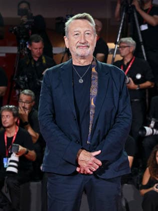 IPA88162169 - Venice, 83rd Venice International Film Festival 2026 - Night 4 - Red Carpet for Oasis: Don t Look Back in Anger Pictured: Steven Knight  Copyright: xManuelexMangiarottix xPoolxPhotoxEventsx08x 88162169