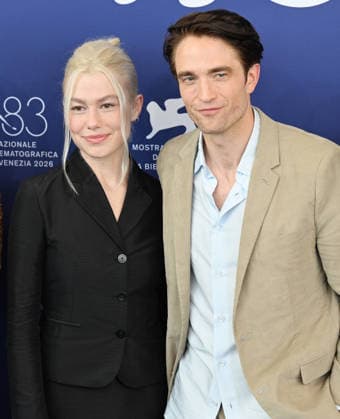 British actor Robert Pattinson, American singer actress Phoebe Bridgers, actors Skyler Gisondo, Bokeem Woodbine and actress Merrit Wever attend a photo call for Primetime at the 83rd Venice Film Festival in Venice, Italy on Saturday, September 5, 2026.  VEN20260905144 RUNExHELLESTAD
