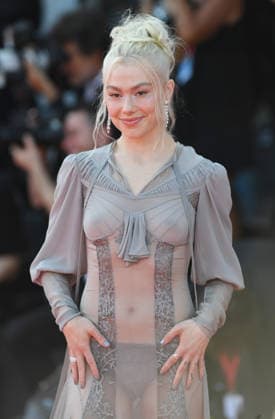American singer actress Phoebe Bridgers attends the premiere of Primetime at the 83rd Venice Film Festival in Venice, Italy on Saturday, September 5, 2026.  VEN20260905173 RUNExHELLESTAD