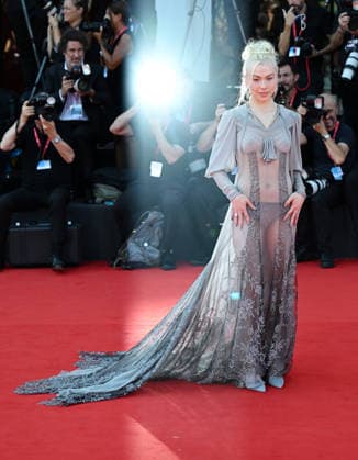 American singer actress Phoebe Bridgers attends the premiere of Primetime at the 83rd Venice Film Festival in Venice, Italy on Saturday, September 5, 2026.  VEN20260905176 RUNExHELLESTAD