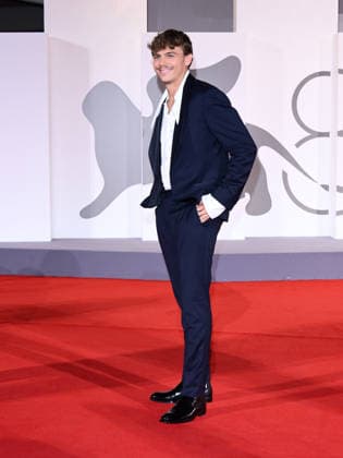 IPA88163790 - Venice, 83rd Venice International Film Festival 2026, Night 4 Red Carpet for Oasis: Don t Look Back in Anger. Pictured: Giacomo Czerny  Copyright: xAlbertoxTerenghi PoolxPhotoxEvenx xPoolxPhotoxEventsx08x 88163790
