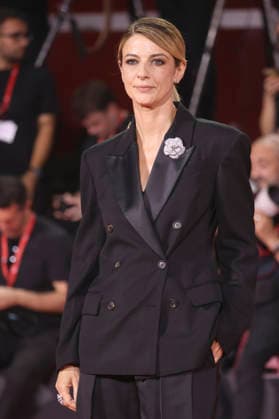 Barbara Ronchi at the premiere of the documentary *Oasis: Don t Look Back in Anger* at the 2023 Venice Biennale—the 83rd Venice International Film Festival—at the Palazzo del Cinema in Venice, September 5, 2026 Foto:xD.xBedrosianx xFuturexImagex anger_6937