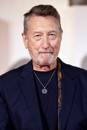Steven Knight at the premiere of the documentary *Oasis: Don t Look Back in Anger* at the 2023 Venice Biennale—the 83rd Venice International Film Festival—at the Palazzo del Cinema in Venice, September 5, 2026 Foto:xD.xBedrosianx xFuturexImagex anger_6954