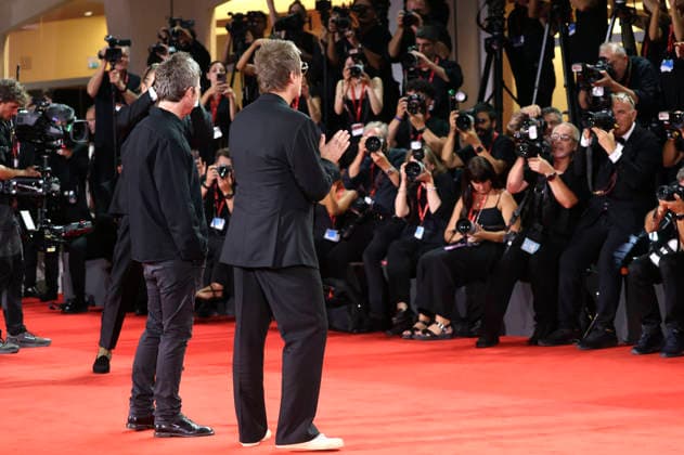 Noel Gallagher and Liam Gallagher at the premiere of the documentary *Oasis: Don t Look Back in Anger* at the 2023 Venice Biennale—the 83rd Venice International Film Festival—at the Palazzo del Cinema in Venice, September 5, 2026 Foto:xD.xBedrosianx xFuturexImagex anger_6969