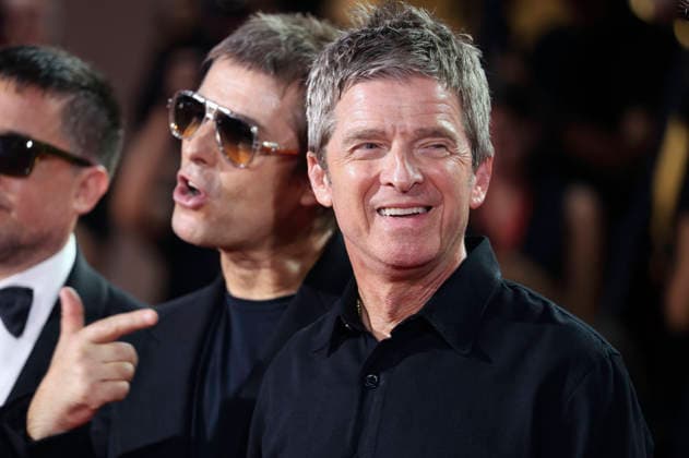 Liam Gallagher and Noel Gallagher at the premiere of the documentary *Oasis: Don t Look Back in Anger* at the 2023 Venice Biennale—the 83rd Venice International Film Festival—at the Palazzo del Cinema in Venice, September 5, 2026 Foto:xD.xBedrosianx xFuturexImagex anger_6985