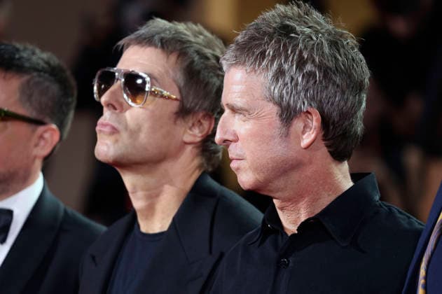 Liam Gallagher and Noel Gallagher at the premiere of the documentary *Oasis: Don t Look Back in Anger* at the 2023 Venice Biennale—the 83rd Venice International Film Festival—at the Palazzo del Cinema in Venice, September 5, 2026 Foto:xD.xBedrosianx xFuturexImagex anger_6986